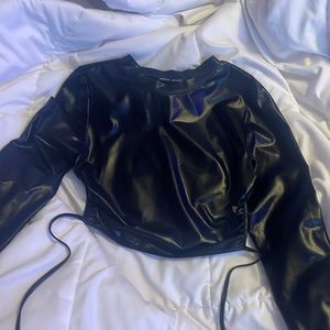 black back less long sleeve